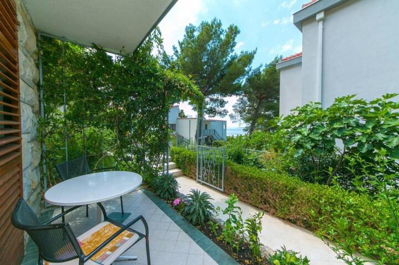 Apartments By The Sea Brela, Makarska - 20778 Exterior foto