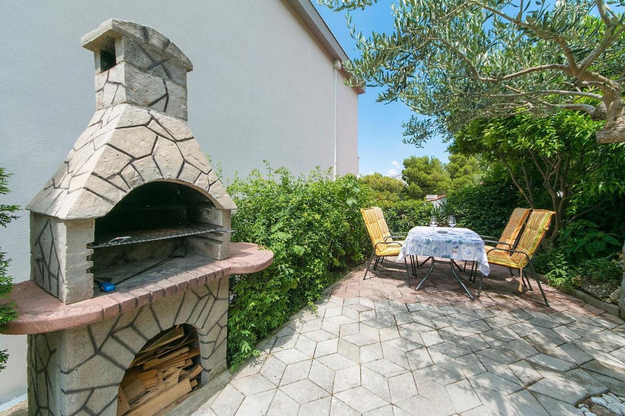 Apartments By The Sea Brela, Makarska - 20778 Exterior foto
