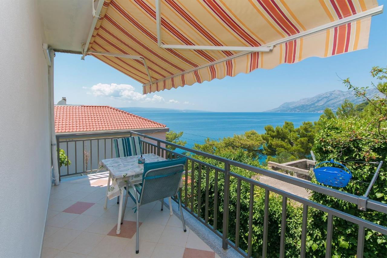 Apartments By The Sea Brela, Makarska - 20778 Exterior foto