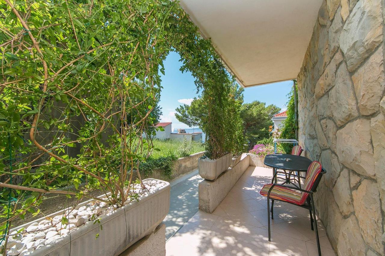 Apartments By The Sea Brela, Makarska - 20778 Exterior foto