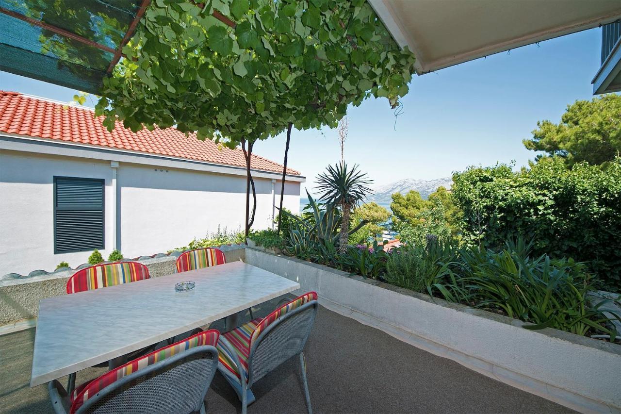 Apartments By The Sea Brela, Makarska - 20778 Exterior foto