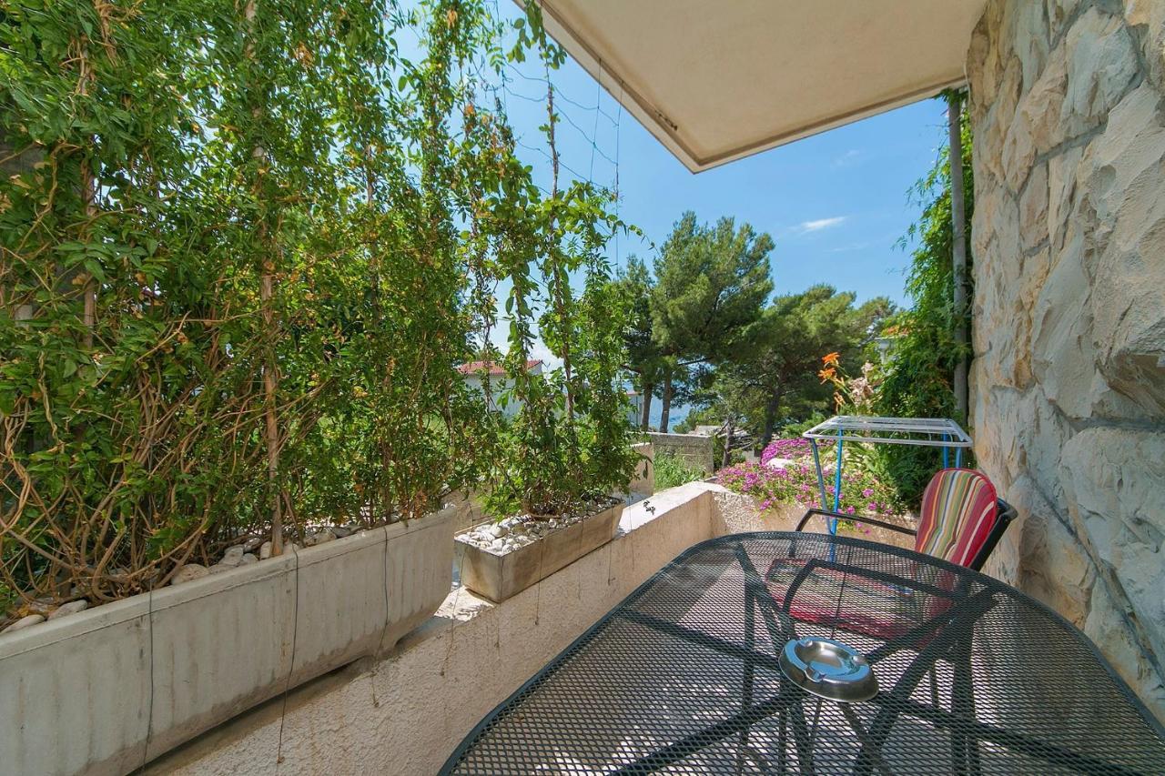 Apartments By The Sea Brela, Makarska - 20778 Exterior foto