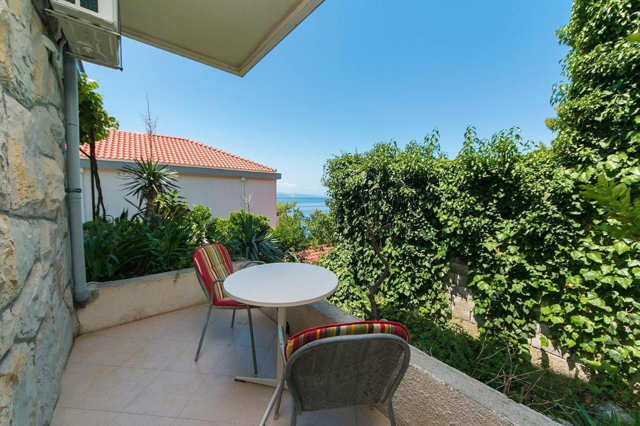 Apartments By The Sea Brela, Makarska - 20778 Exterior foto