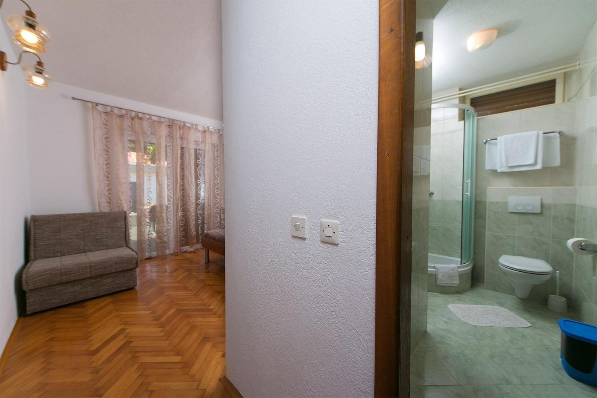 Apartments By The Sea Brela, Makarska - 20778 Quarto foto